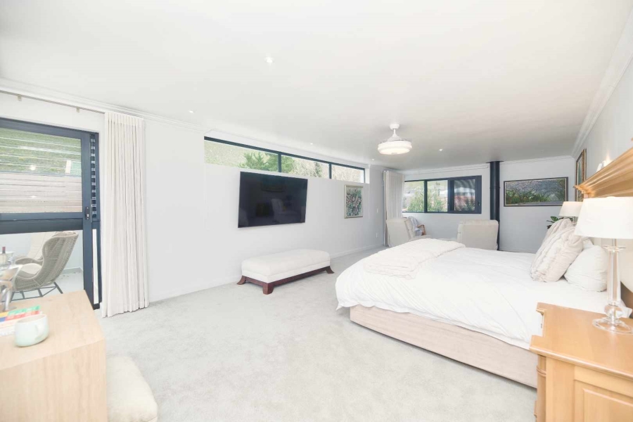 6 Bedroom Property for Sale in Hermanus Heights Western Cape